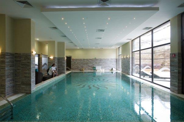 PREMIER LUXURY MOUNTAIN RESORT